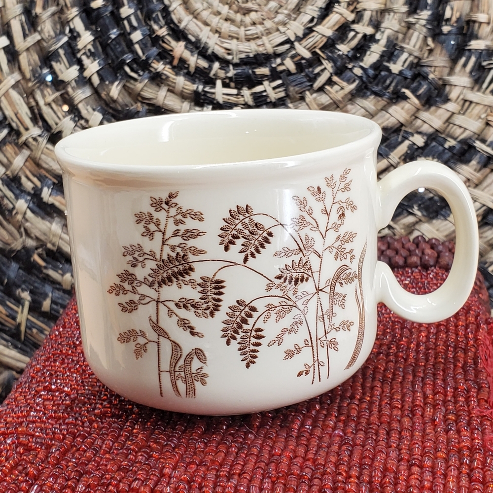 Meakin, Pattern  Windswept  Teacup, Made In England (C16)